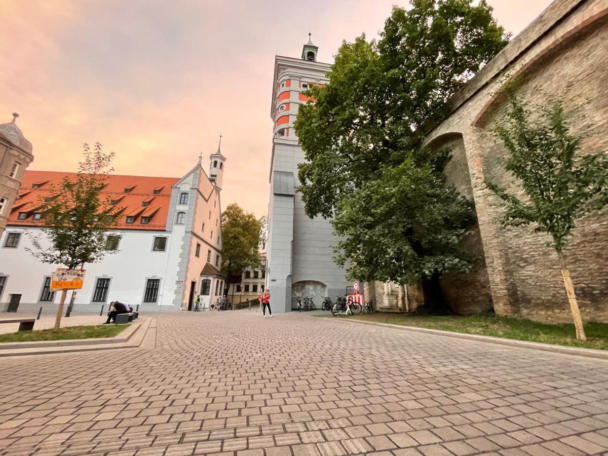 Apartment Am Roten Tor Augsburgo Exterior foto